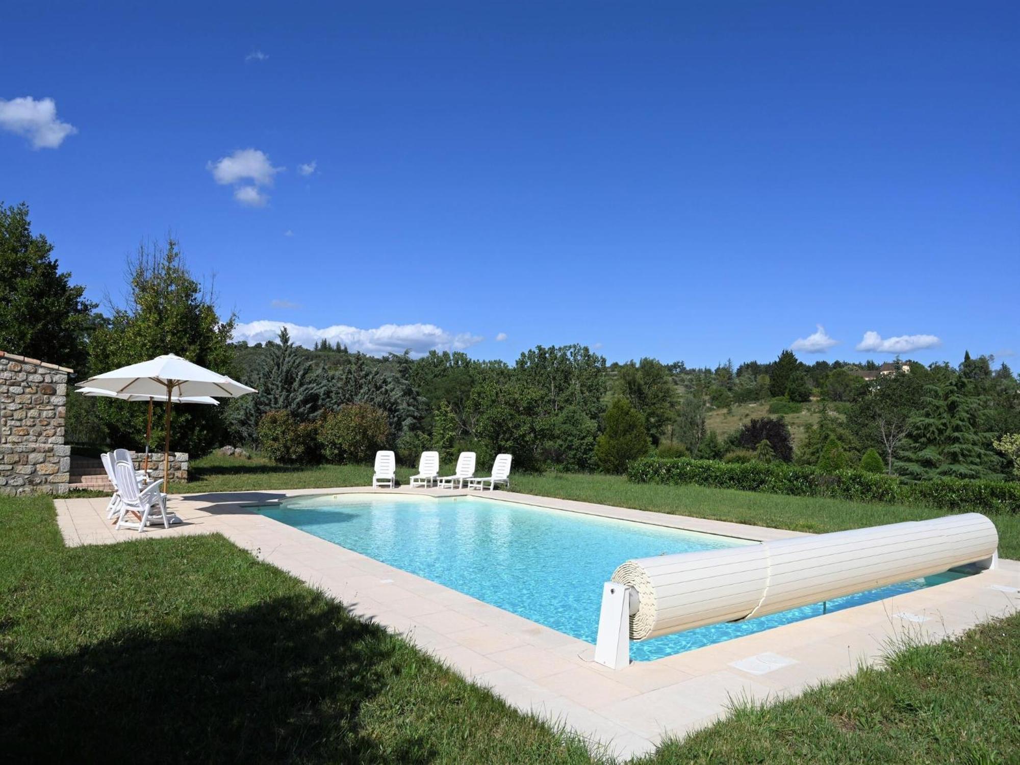 Restful Villa in Largenti re with Swimming Pool Montréal Esterno foto